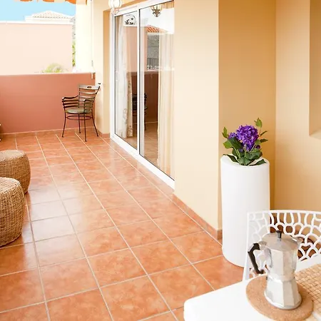 Sunset View And Pool In Paradise Apartman